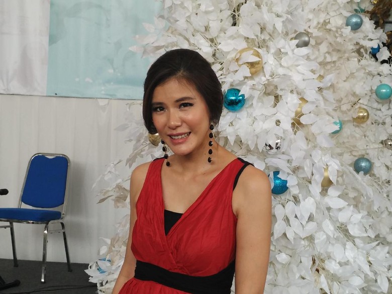 Pesan Damai Natal dari Olga Lydia Pesan Damai Natal dari Olga Lydia
