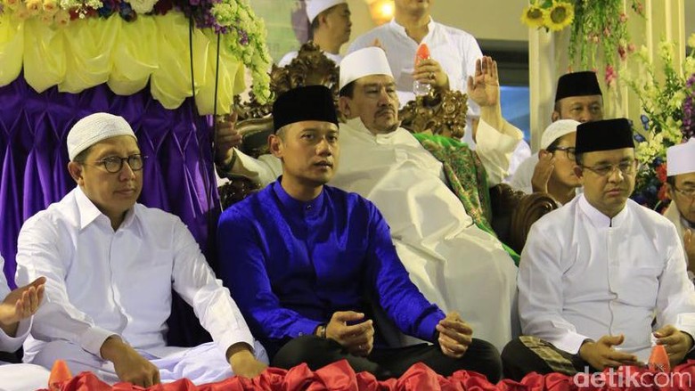 'Mesra' dengan Agus Yudhoyono, Anies: Kami Sama-sama Diundang