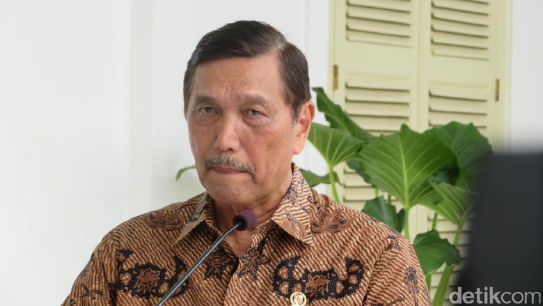 Mobil Presiden Mogok, Luhut: Jokowi Nggak Pengin Ganti Kendaraan Mobil Presiden Mogok, Luhut: Jokowi Nggak Pengin Ganti Kendaraan