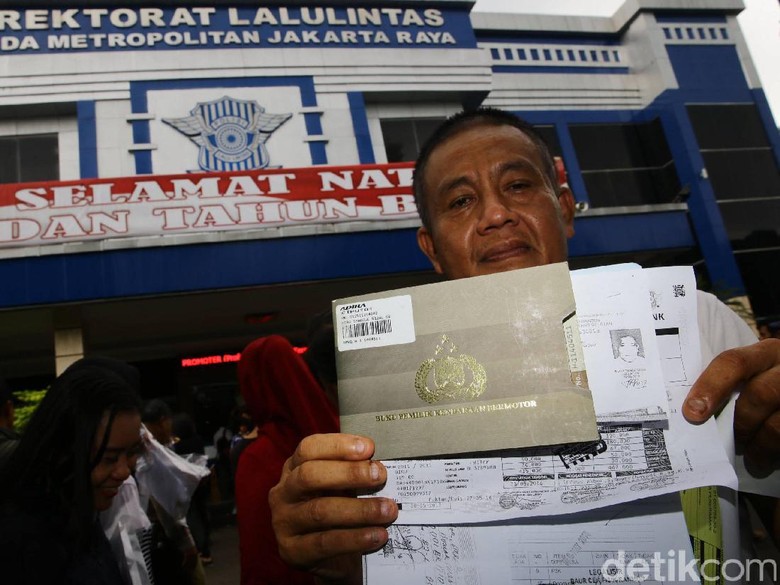 Gaikindo: Orang Ngedumel STNK-BPKB Naik, Tapi Tetap Beli Mobil Gaikindo: Orang Ngedumel STNK-BPKB Naik, Tapi Tetap Beli Mobil
