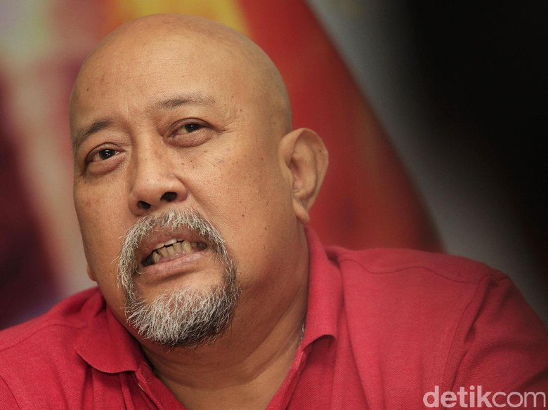 Indro Warkop Tak Hadiri Mediasi Warisan, Keponakannya Nangis Indro Warkop Tak Hadiri Mediasi Warisan, Keponakannya Nangis