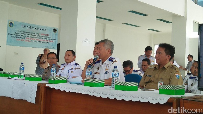 Dirjen Hubla: Semua Pelayaran Tradisional Harus Pakai Life Jacket Dirjen Hubla: Semua Pelayaran Tradisional Harus Pakai Life Jacket
