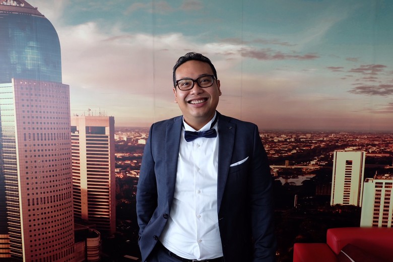 Tiru Sosok Anak Muda Inspiratif Bergaji 9 Digit ini Tiru Sosok Anak Muda Inspiratif Bergaji 9 Digit ini
