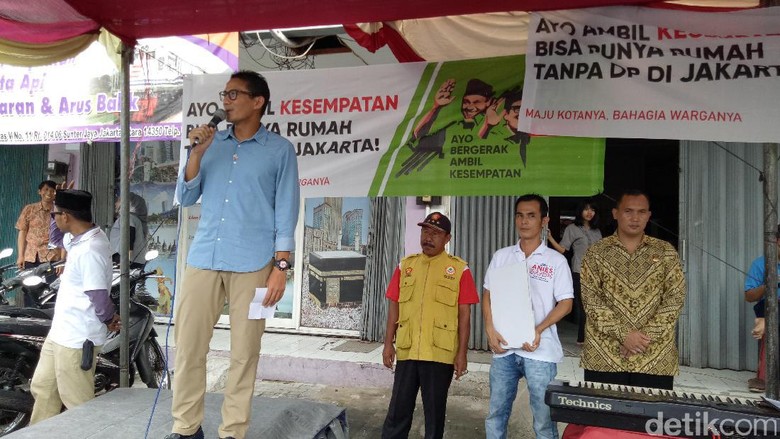 Saat Kampanye Sandiaga Terusik Suara Gaduh Mobil Mewah Saat Kampanye Sandiaga Terusik Suara Gaduh Mobil Mewah