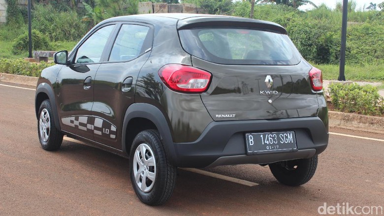 Mobil Pesaing LCGC Terseok-Seok Mobil Pesaing LCGC Terseok-Seok