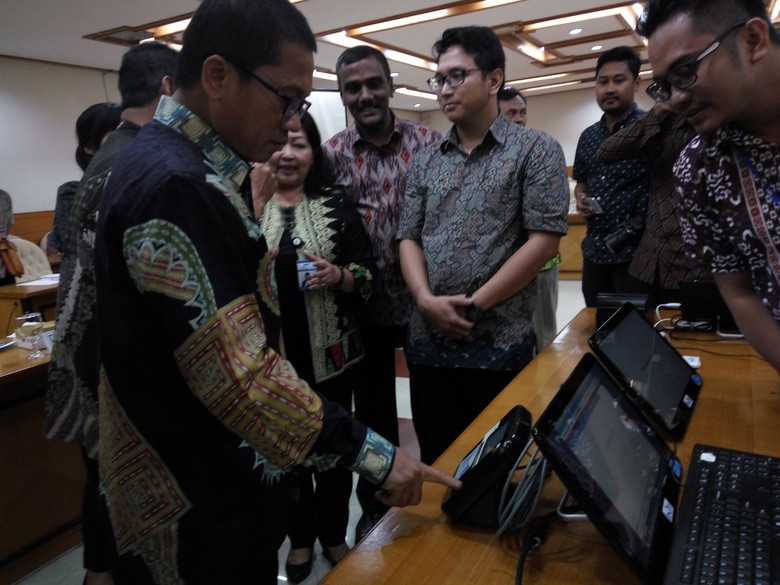 Pansus Pemilu Kaji Sistem E-Voting dan E-Counting untuk Pilkada Pansus Pemilu Kaji Sistem E-Voting dan E-Counting untuk Pilkada