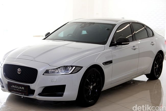 Hyundai black jack