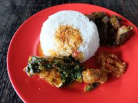 Warteg Hipster: Makan Enak dan Sedap dengan Harga Warteg 