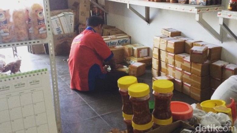 Toserda, Bisnis Makanan Pedas Beromzet Puluhan Juta Rupiah/Bulan Toserda, Bisnis Makanan Pedas Beromzet Puluhan Juta Rupiah/Bulan