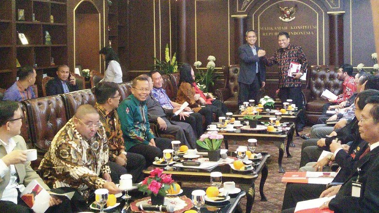 Rapat Tertutup, DPR Evaluasi Kerja MK hingga Bahas Patrialis Akbar Rapat Tertutup, DPR Evaluasi Kerja MK hingga Bahas Patrialis Akbar