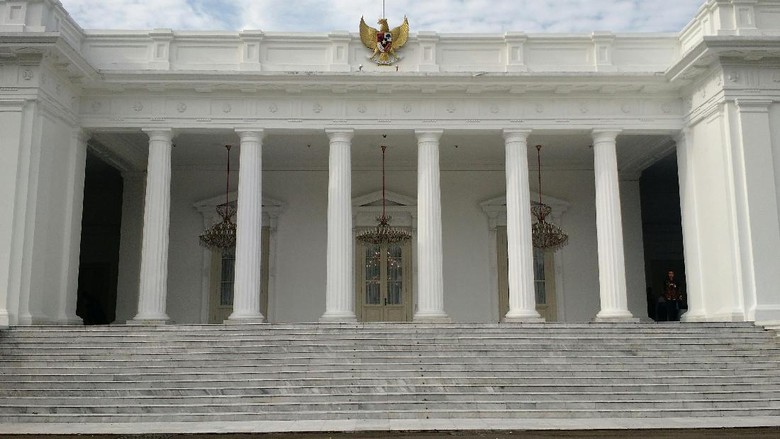 Penegakan Hukum Adalah Solusi Demokrasi Kebablasan, Setuju? Penegakan Hukum Adalah Solusi Demokrasi Kebablasan, Setuju?