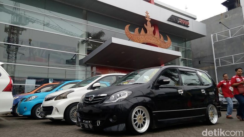 Komunitas Mobil Belajar Defensive Driving Komunitas Mobil Belajar Defensive Driving
