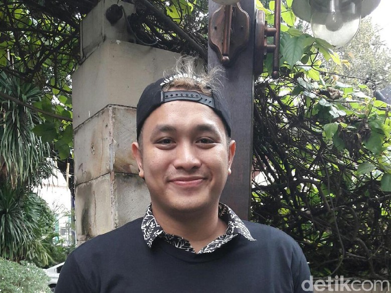 Vonis 2 Tahun Penjara Ahok, Gilang Dirga: Itu Pasti yang Terbaik Vonis 2 Tahun Penjara Ahok, Gilang Dirga: Itu Pasti yang Terbaik