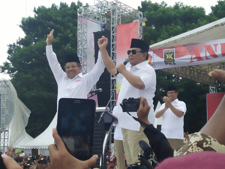 Image result for foto Prabowo hadiri deklarasi Komunitas Kristiani untuk Anies-Sandi