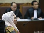 Hakim: Transfer Uang ke Amien Rais Tak Relevan dengan Perkara Siti