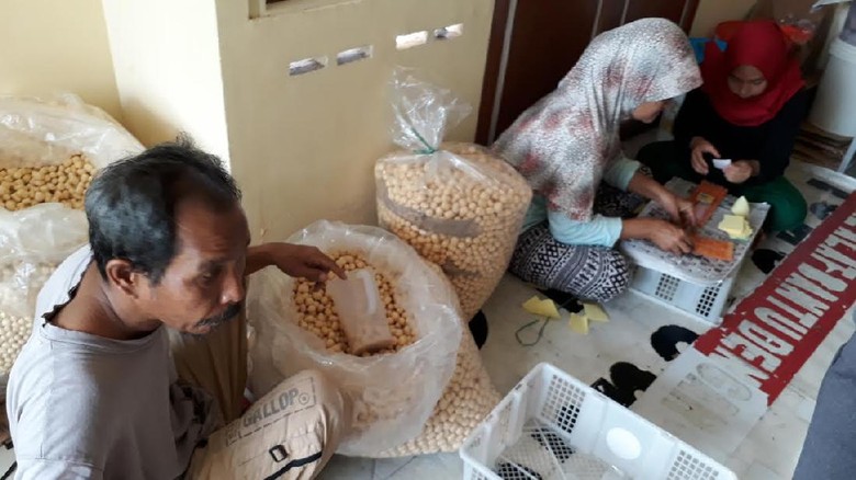 Modal Rp 50 Ribu, Perempuan Ini Raup Rp 50 Juta/Bulan dari Bisnis Snack Modal Rp 50 Ribu, Perempuan Ini Raup Rp 50 Juta/Bulan dari Bisnis Snack