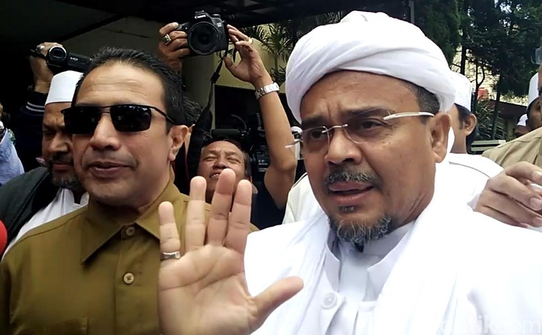 Guru SMA Diduga Hina Habib Rizieq Belum Pasti Korban Persekusi Guru SMA Diduga Hina Habib Rizieq Belum Pasti Korban Persekusi