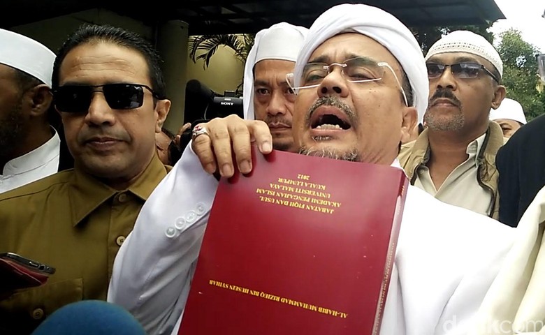 Polda Jabar Limpahkan Kasus Habib Rizieq ke Kejaksaan Polda Jabar Limpahkan Kasus Habib Rizieq ke Kejaksaan