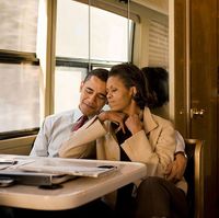 Potret Ini Membuktikan Betapa Michelle Cinta Sejati Obama