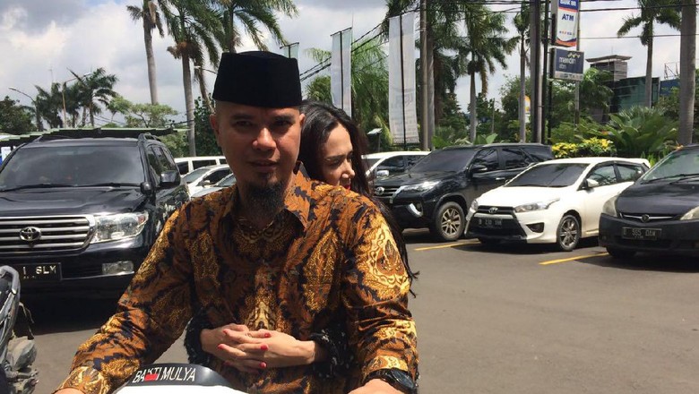Real Count C1 KPU: Ahmad Dhani Kalah dari Petahana di Pilbup Bekasi Real Count C1 KPU: Ahmad Dhani Kalah dari Petahana di Pilbup Bekasi