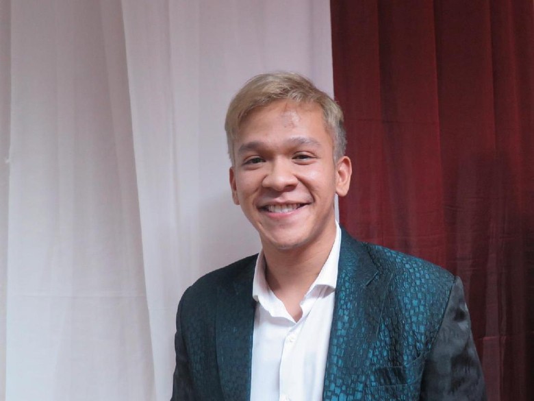 Pertikaian Jordi Onsu dan Pria Berseragam TNI Berakhir Damai Pertikaian Jordi Onsu dan Pria Berseragam TNI Berakhir Damai