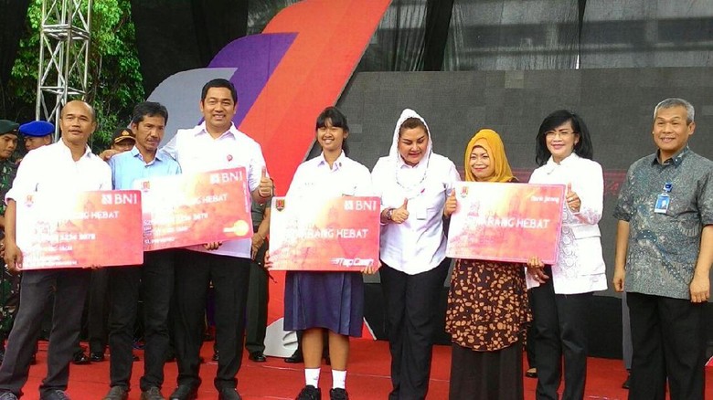 Cegah Pungli, Pemkot Semarang Luncurkan Kartu Semarang Hebat Cegah Pungli, Pemkot Semarang Luncurkan Kartu Semarang Hebat