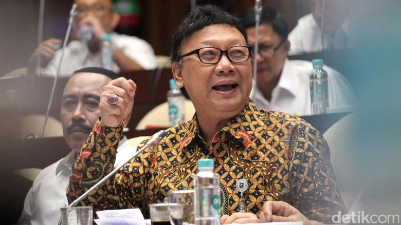 Sindiran Mendagri: Ada Daerah Bangun Jembatan Padahal Tidak Ada Sungai Sindiran Mendagri: Ada Daerah Bangun Jembatan Padahal Tidak Ada Sungai