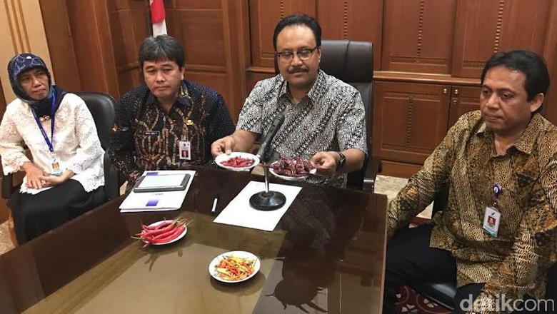Pemprov Jatim Minta BBPOM Uji Cabai Impor dari China dan India Pemprov Jatim Minta BBPOM Uji Cabai Impor dari China dan India
