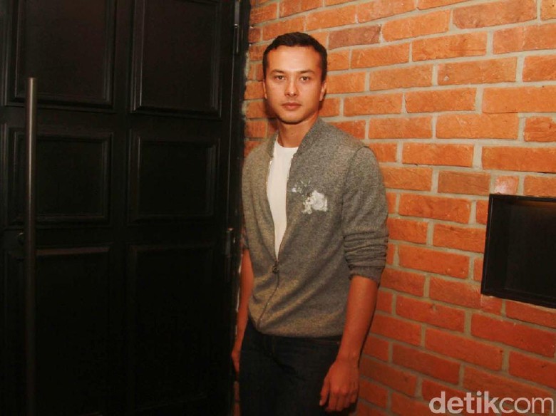 Alam dan Mitos, Alasan Nicholas Saputra Bermain di Film Interchange Alam dan Mitos, Alasan Nicholas Saputra Bermain di Film Interchange
