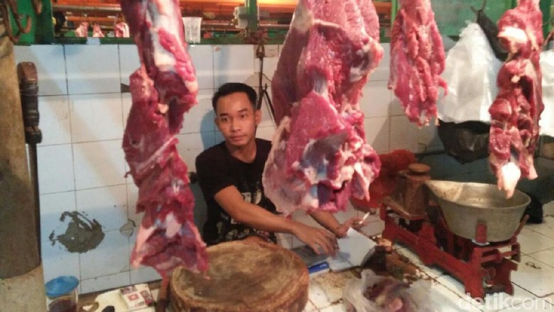 Harga Daging Sapi Masih Stabil Tinggi Rp 120.000/Kg Harga Daging Sapi Masih Stabil Tinggi Rp 120.000/Kg