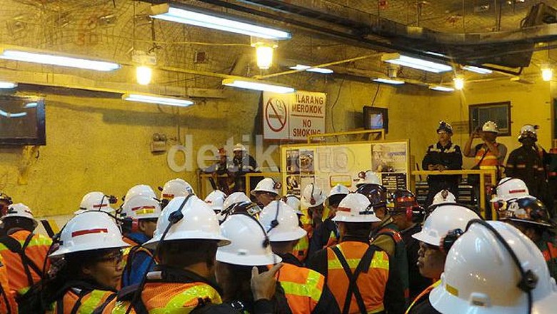 Freeport Janji Bangun Smelter Bila Diizinkan Menambang Emas Sampai 2041 Freeport Janji Bangun Smelter Bila Diizinkan Menambang Emas Sampai 2041