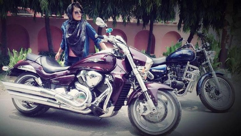 Keren, Wanita Berkerudung Asal India yang Suka dengan Moge Keren, Wanita Berkerudung Asal India yang Suka dengan Moge