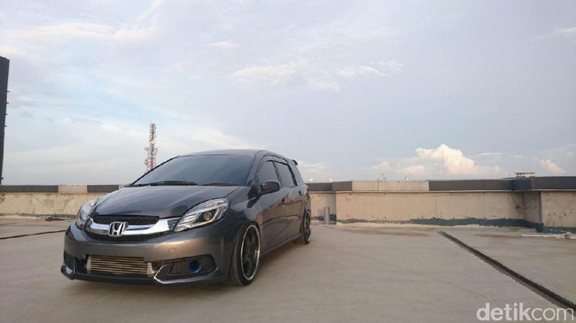 Honda Mobilio Pertama dengan Turbo Ada di Indonesia Honda Mobilio Pertama dengan Turbo Ada di Indonesia