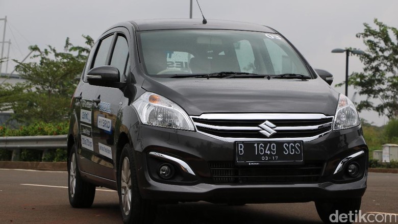 30% Ertiga Diesel Dibeli oleh Pengguna Ertiga Bensin 30% Ertiga Diesel Dibeli oleh Pengguna Ertiga Bensin