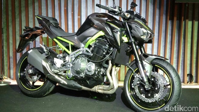 Harga Kawasaki Z900 Lebih Mahal Rp 13 Juta dari Z800 Harga Kawasaki Z900 Lebih Mahal Rp 13 Juta dari Z800