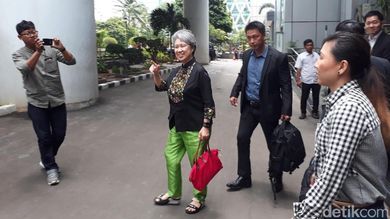 Bertemu Luhut, Bos Temasek Siap Genjot Investasi di RI Bertemu Luhut, Bos Temasek Siap Genjot Investasi di RI