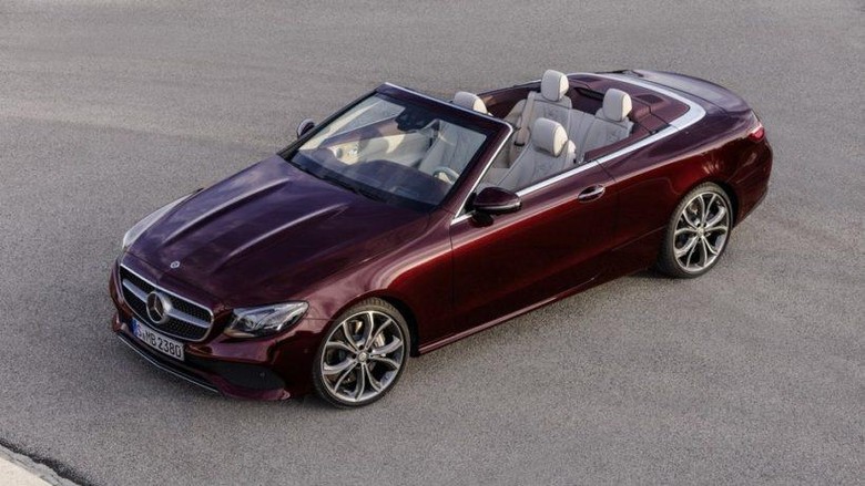 Mercedes-Benz Siap Luncurkan E-Class Cabriolet, Ini Tampangnya Mercedes-Benz Siap Luncurkan E-Class Cabriolet, Ini Tampangnya