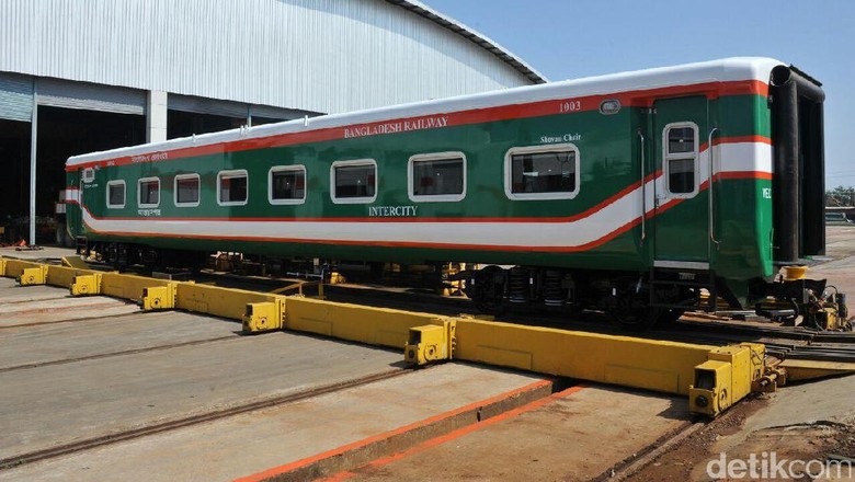 Kereta Bangladesh Made in Madiun Geser Produk China dan India Kereta Bangladesh Made in Madiun Geser Produk China dan India