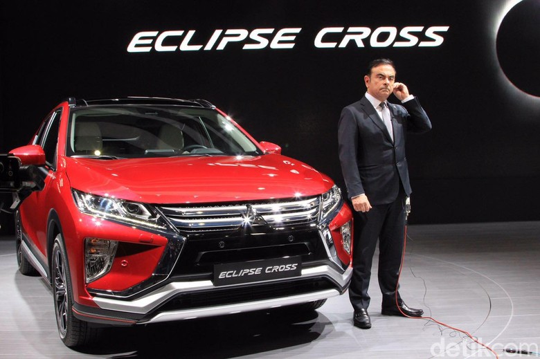 Mitsubishi Eclipse Cross Siap Meluncur Akhir Tahun Ini Mitsubishi Eclipse Cross Siap Meluncur Akhir Tahun Ini