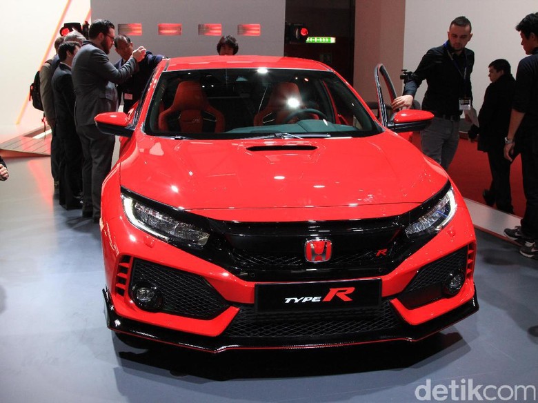 Demi Jaga Bobot, Honda Civic Type R Hanya Ada Transmisi Manual Demi Jaga Bobot, Honda Civic Type R Hanya Ada Transmisi Manual