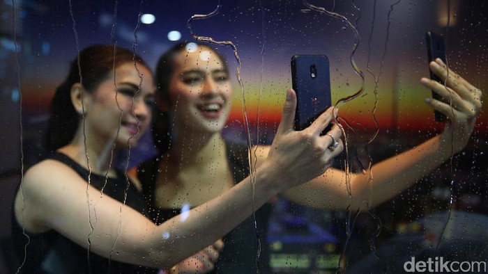 Peluncuran BlackBerry Aurora. Foto: Ari Saputra Peluncuran BlackBerry Aurora. Foto: Ari Saputra