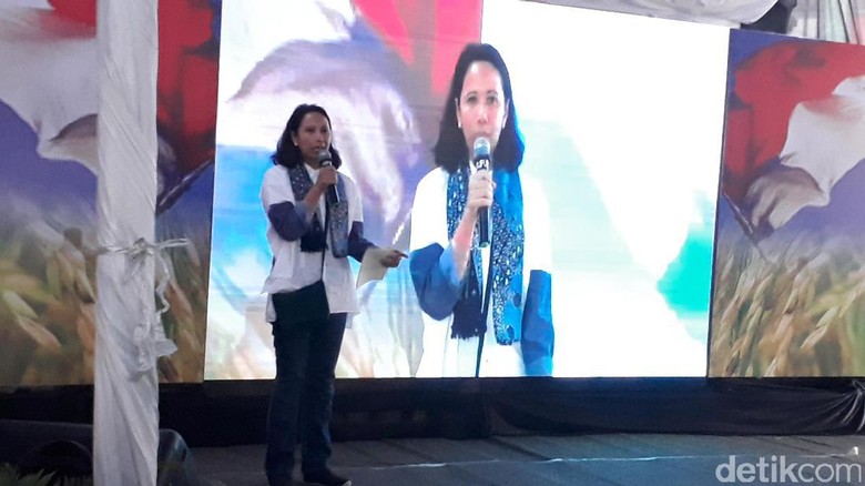 Jawaban Rini Saat Ditanya Soal Dirut Baru Pertamina Jawaban Rini Saat Ditanya Soal Dirut Baru Pertamina