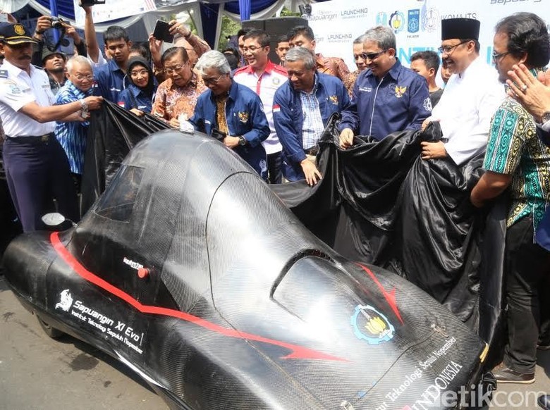 Lelang Kaos Gus Ipul untuk Disumbangkan ke Tim Sapu Angin Lelang Kaos Gus Ipul untuk Disumbangkan ke Tim Sapu Angin