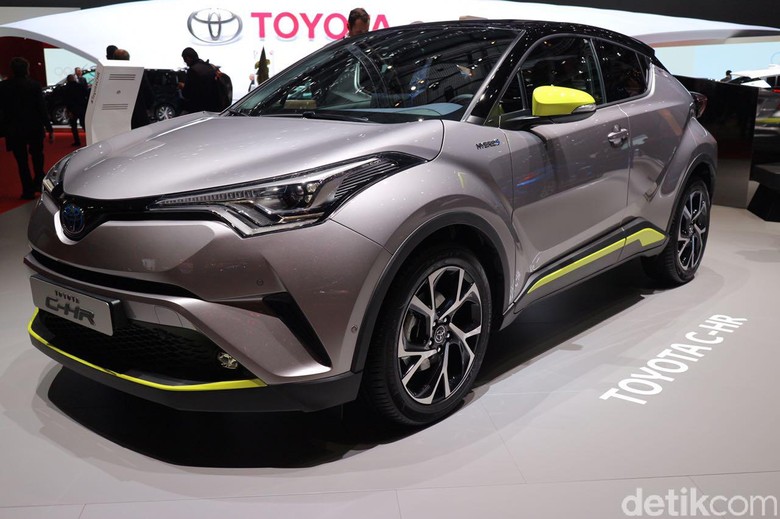 Melihat dari Dekat Toyota C-HR, Keren Juga Melihat dari Dekat Toyota C-HR, Keren Juga