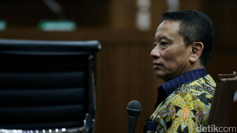 Hakim Diminta Abaikan Keterangan Dirjen Pajak di Sidang Bos EKP Hakim Diminta Abaikan Keterangan Dirjen Pajak di Sidang Bos EKP
