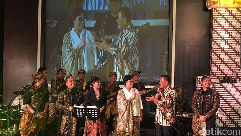 Sri Mulyani: Jaga Momentum Pertumbuhan Ekonomi RI di 2017 Sri Mulyani: Jaga Momentum Pertumbuhan Ekonomi RI di 2017