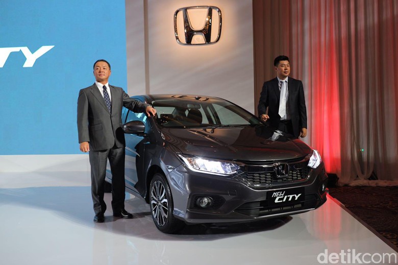 Honda Luncurkan Odyssey dan City Honda Luncurkan Odyssey dan City