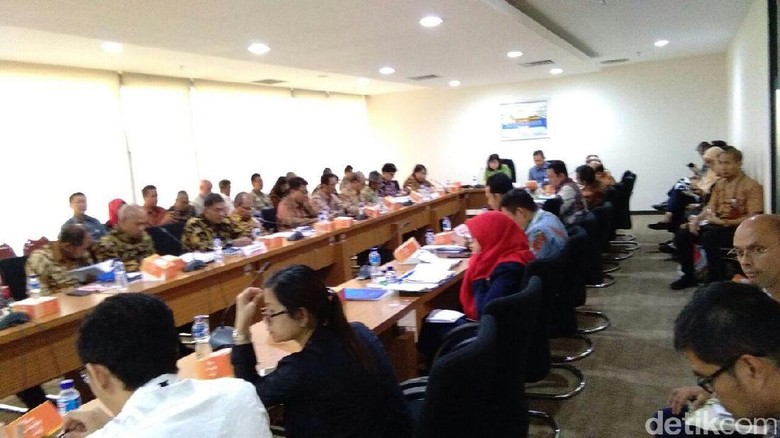 Pertamina Gelar RUPS, Direksi dan Komisaris Lengkap Hadir Pertamina Gelar RUPS, Direksi dan Komisaris Lengkap Hadir