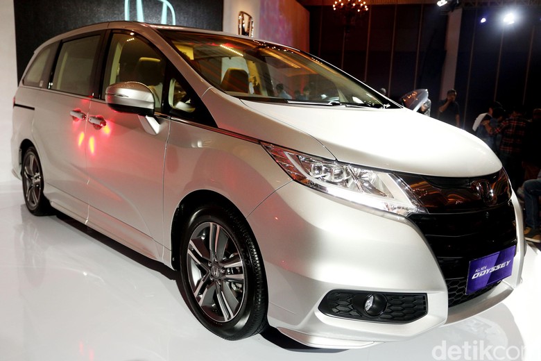 Tak Begitu Besar, Honda Anggap Ukuran Odyssey Pas di Jakarta Tak Begitu Besar, Honda Anggap Ukuran Odyssey Pas di Jakarta