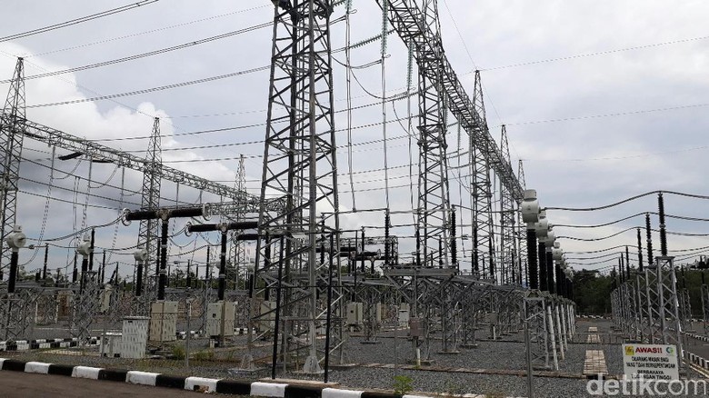 PLN Bangun Kabel Bawah Laut Listriki Lombok Barat PLN Bangun Kabel Bawah Laut Listriki Lombok Barat